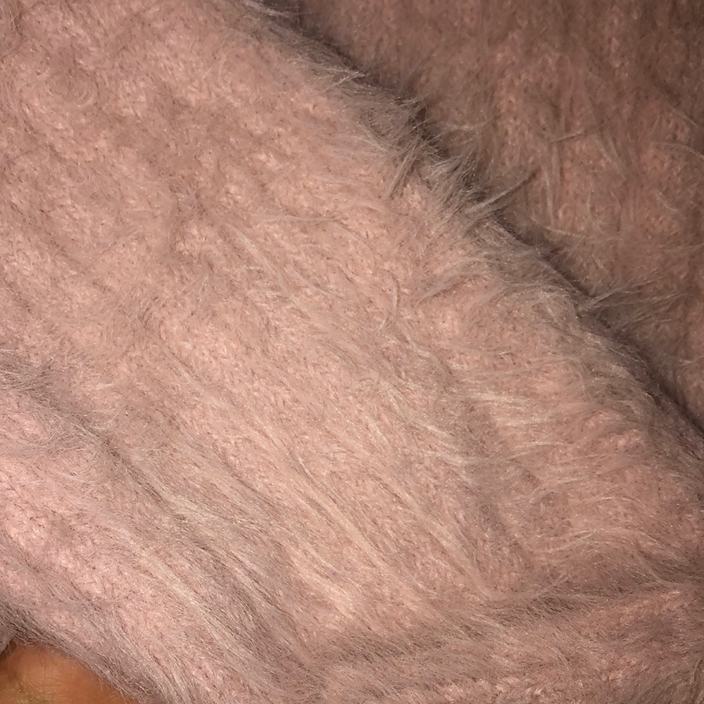 Turtle neck - Picture 2 of 2